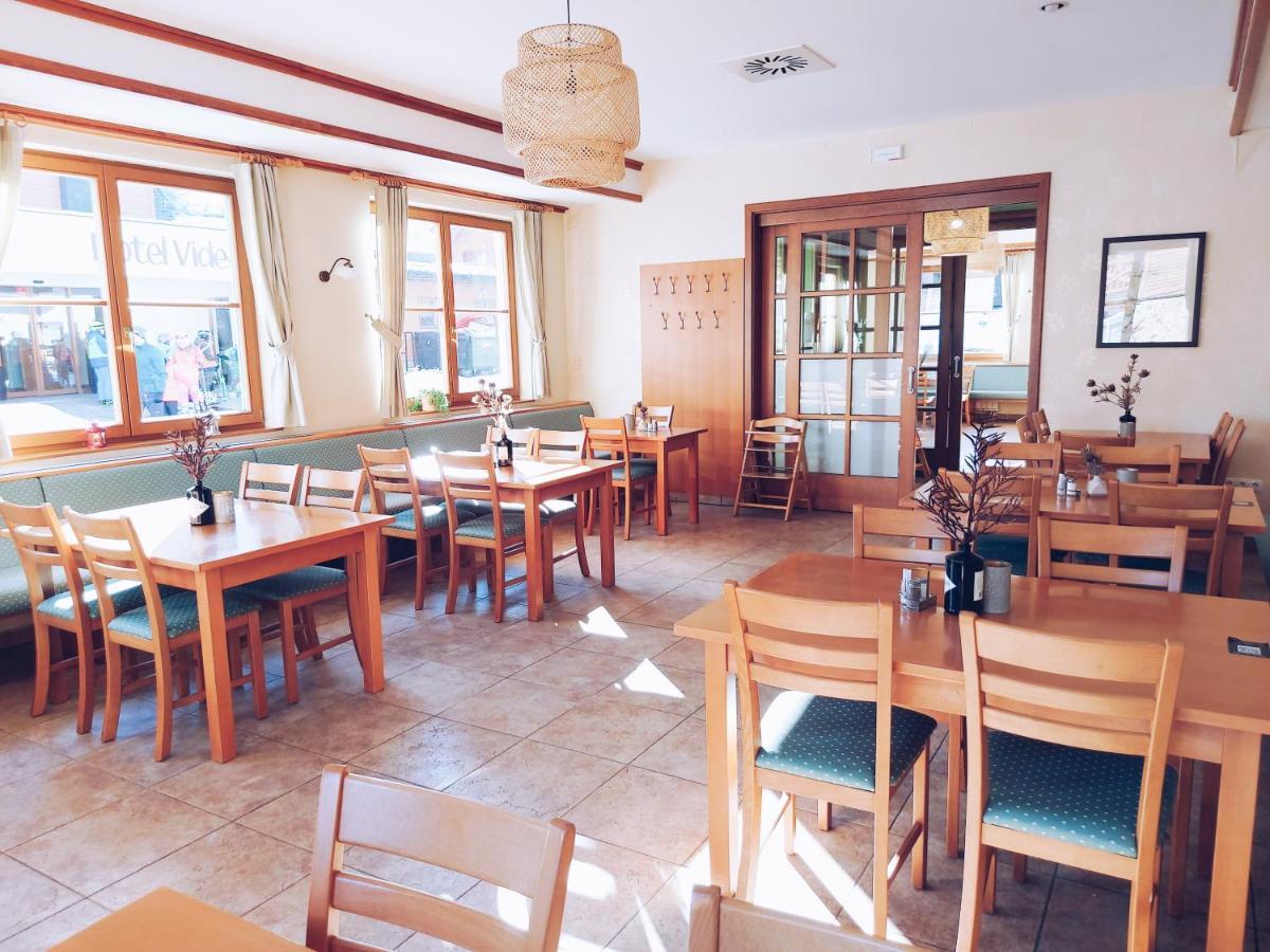 Pohorje Village Wellbeing Resort - Forest Hotel Videc ฮอชโกโปโอเรีย ภายนอก รูปภาพ